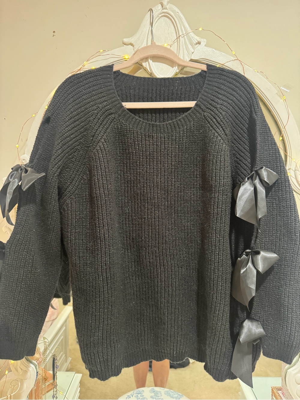 Black Bow-Sleeve Women's Sweater